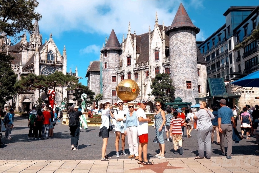 Экскурсия в Дананг и Хойан Comfort Экскурсия в Дананг и Хойан Comfort